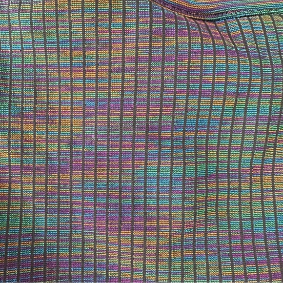 ❤️ Lululemon Ebb to Street Racerback Crop Tank Top Rainbow Multi NWT Size 6 - Picture 5 of 11